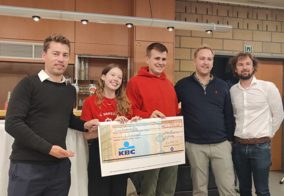 Benefietquiz levert 750€ op voor ’t Gansspel